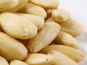 MANDORLE PELATE MASSA 25KG X CT
